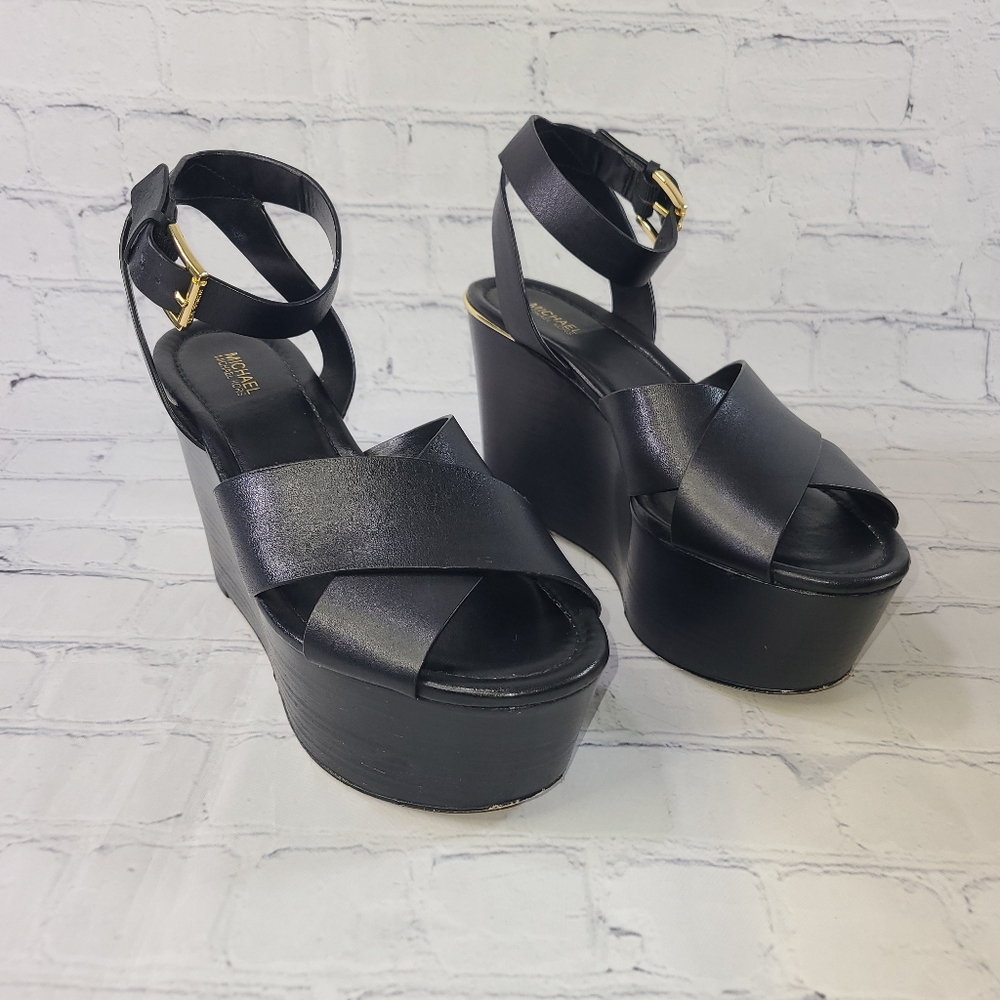 Michael Kors Abbott Mid Wedge Leather Color Black Size 8M